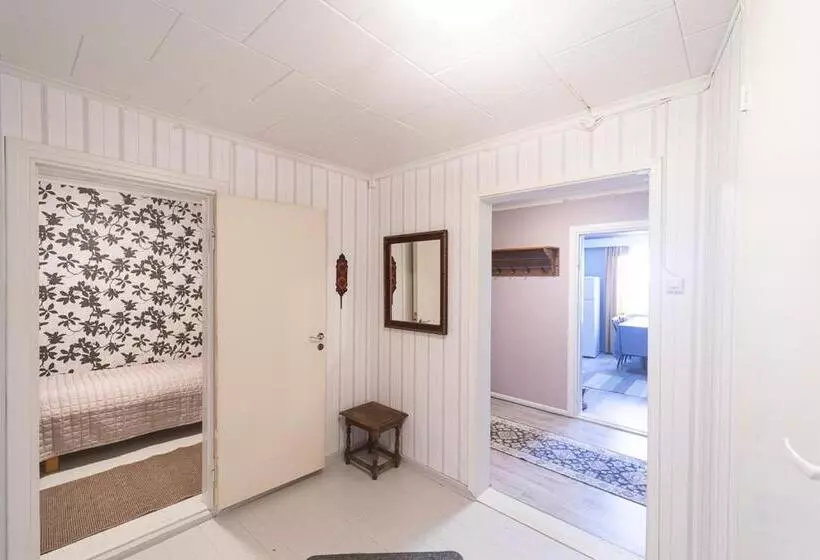 Majatalo Majoitus Wanhapankki, Huoneisto B2