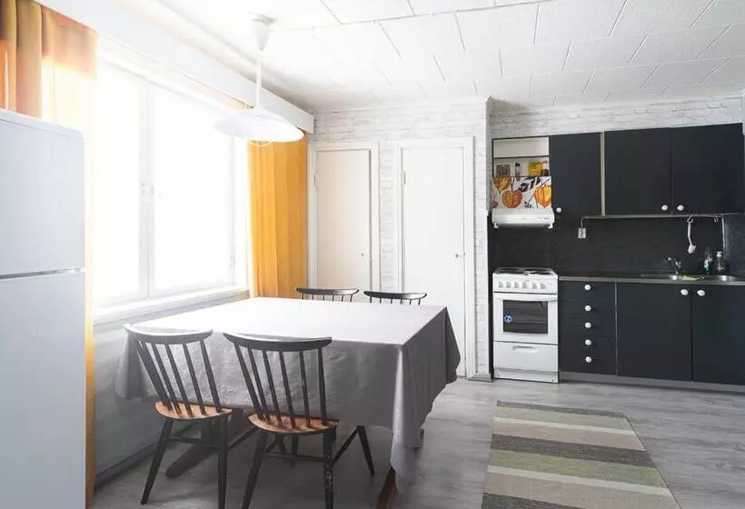 Majatalo Majoitus Wanhapankki, Huoneisto B2