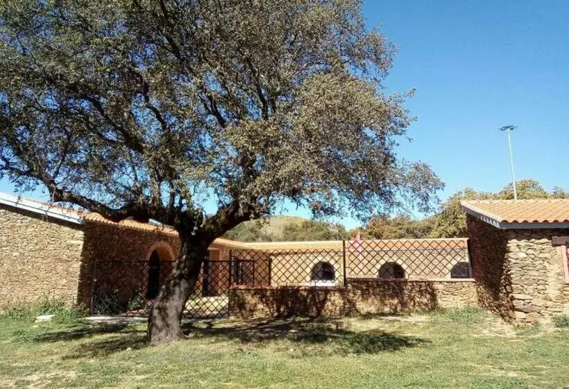 Albergue Dehesa De Logrosán