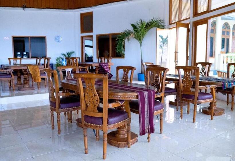 Frans Bernadus Hotel And Resto