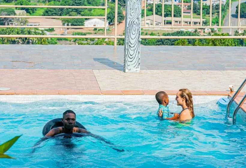 Sky Plus Hotel & Resort
