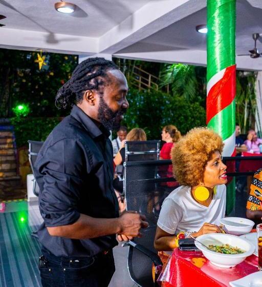 Sky Plus Hotel & Resort