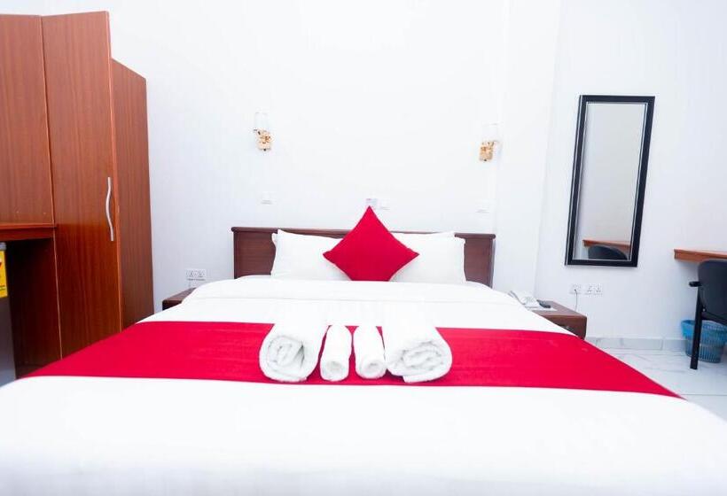 Sky Plus Hotel & Resort