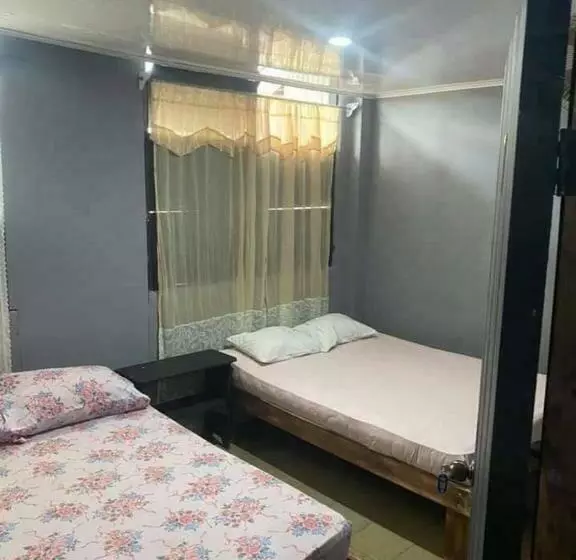 هتل کپسول Rio Puntarenas