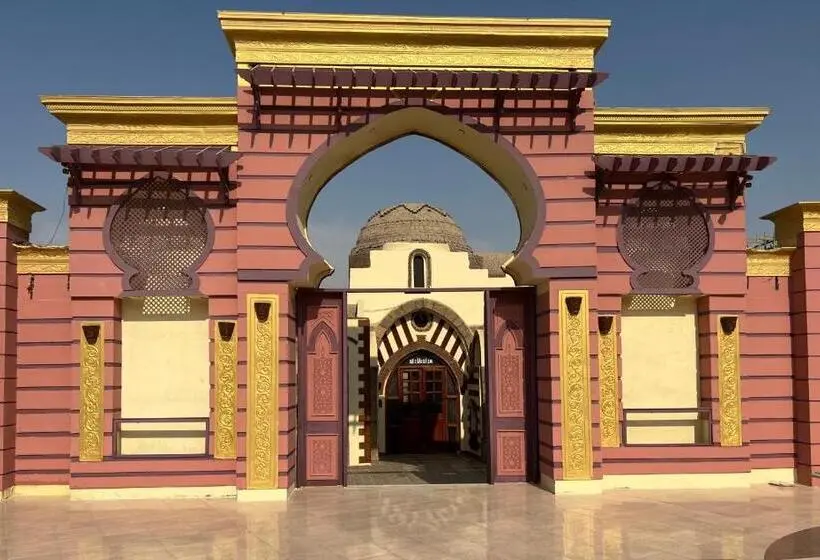 هتل Elphardous Oasis