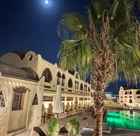 هتل Elphardous Oasis