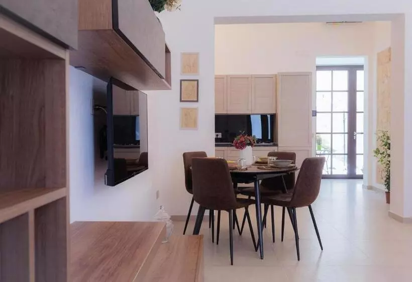 ベッドアンドブレックファースト Gli Imperiali