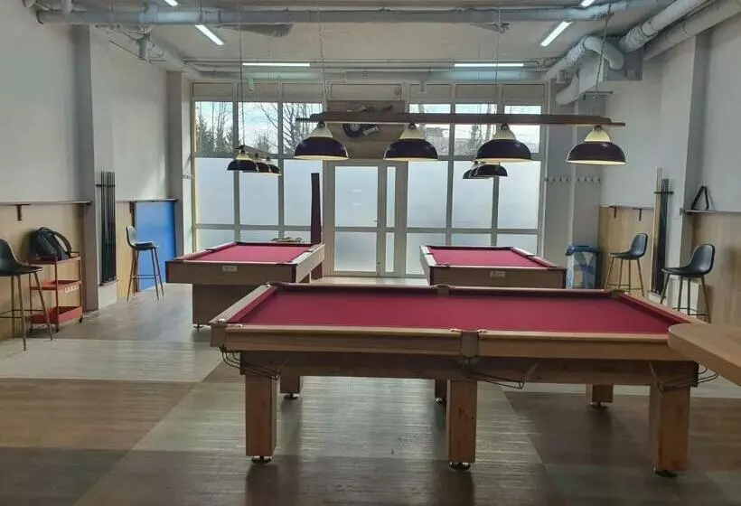 هتل کپسول Capsule Hostel Logistic Vilnius