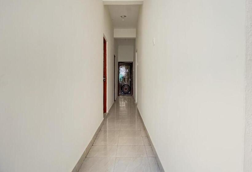 Hotel Oyo Flagship Gandharv Lodging & Boarding