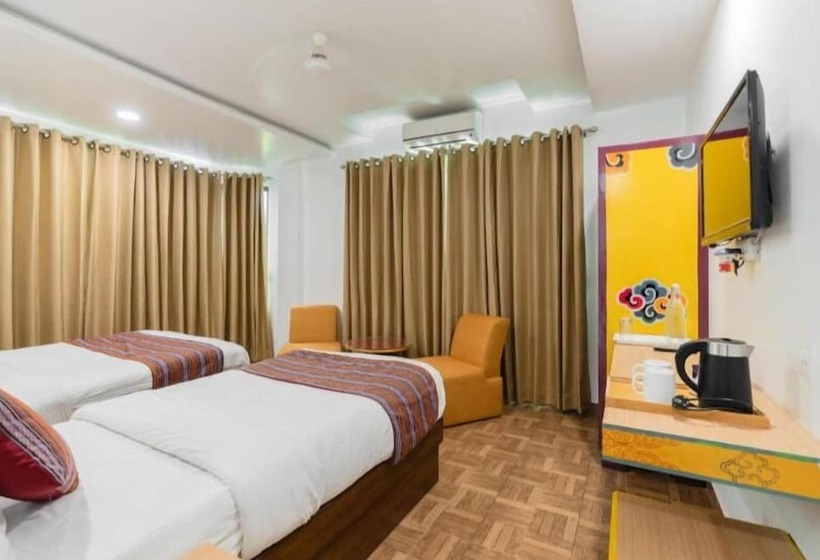 هتل Ratnasambhava