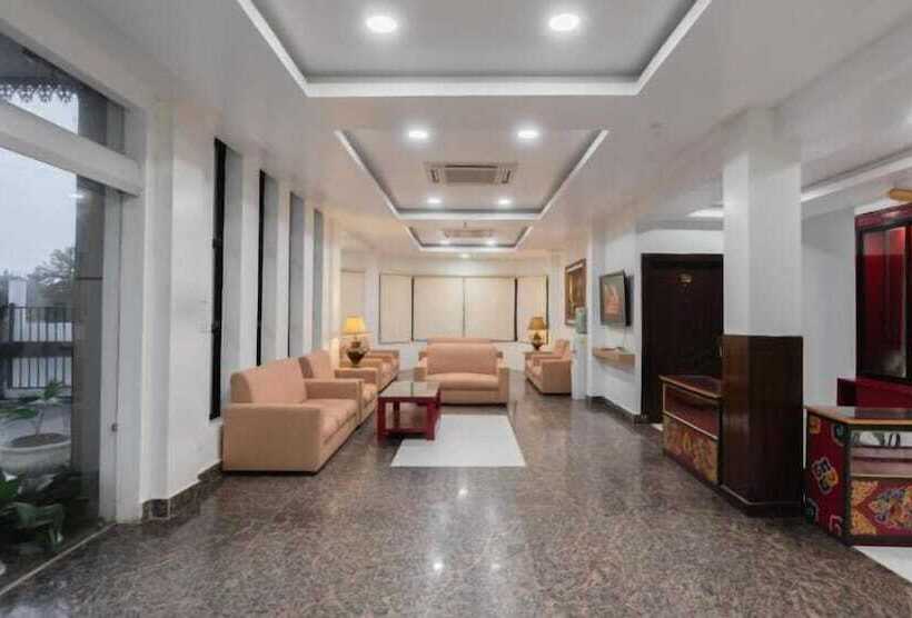 هتل Ratnasambhava