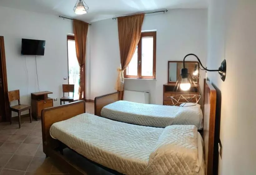 Hotelli Tenuta Villa Torriti