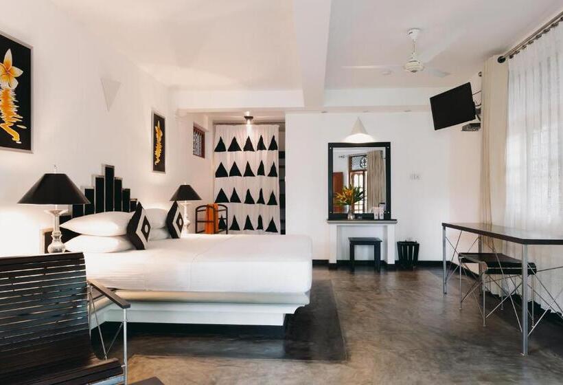 פנסיון Amal Villa