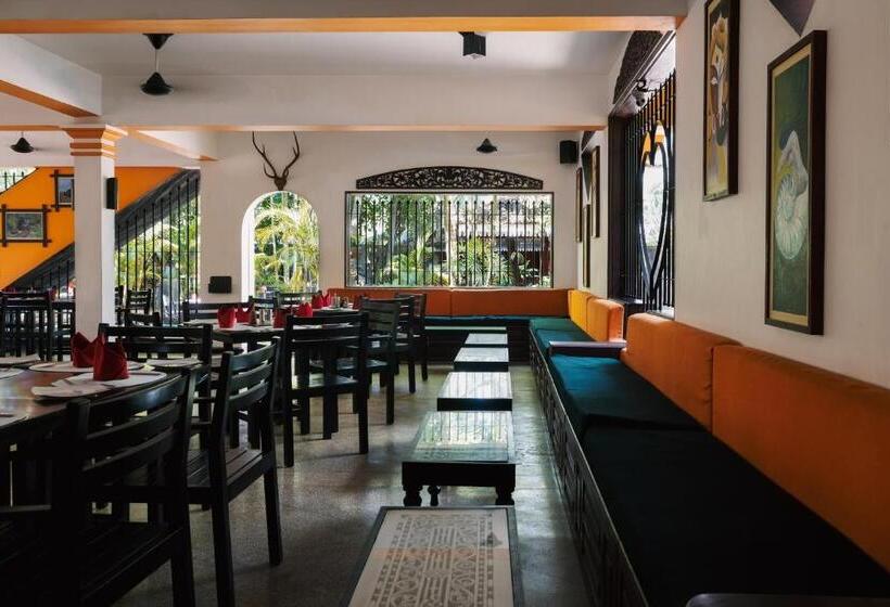 פנסיון Amal Villa