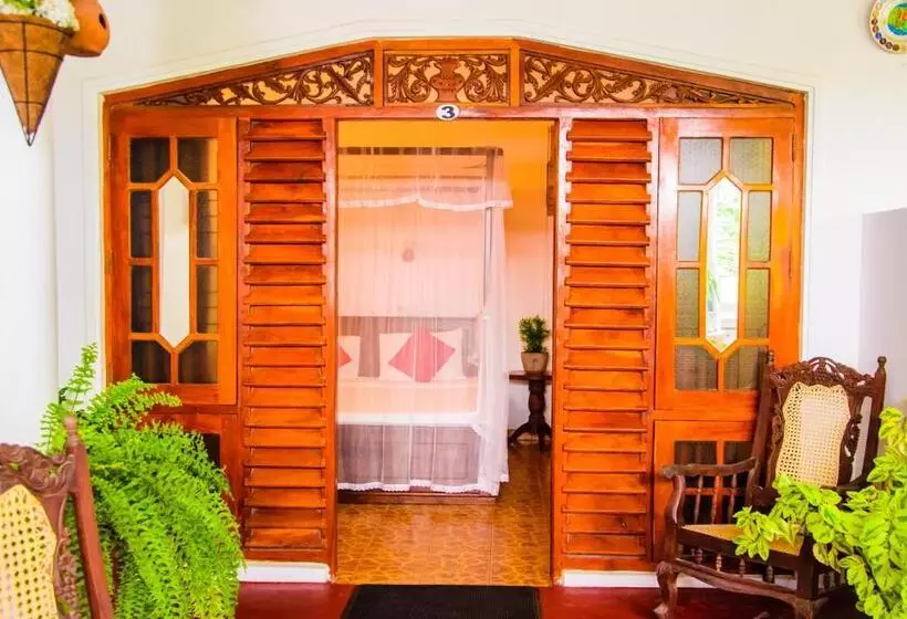 ペンション Kapila Guest In Unawatuna