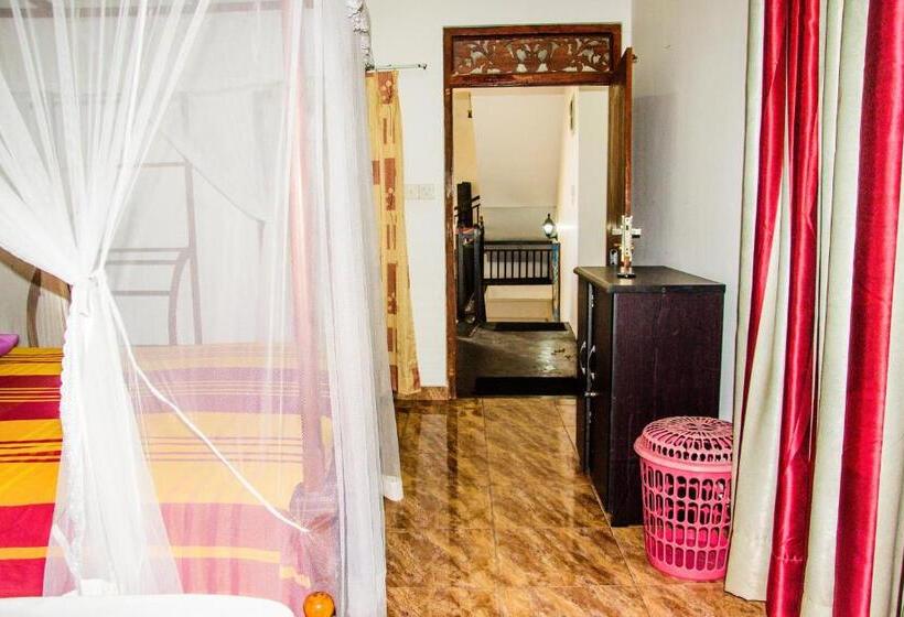 Пансион Kapila Guest In Unawatuna