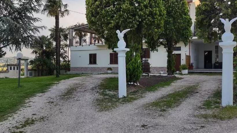 Majatalo Le Colline Del Conero