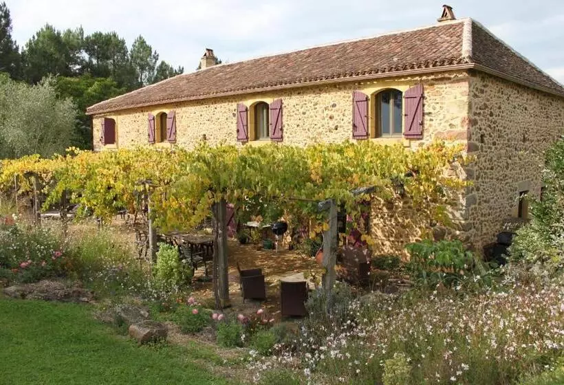 Aamiaismajoitus (B&B) Chambres D Hôtes Léone Haute