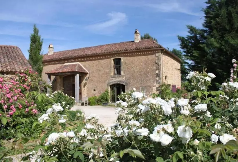 Aamiaismajoitus (B&B) Chambres D Hôtes Léone Haute