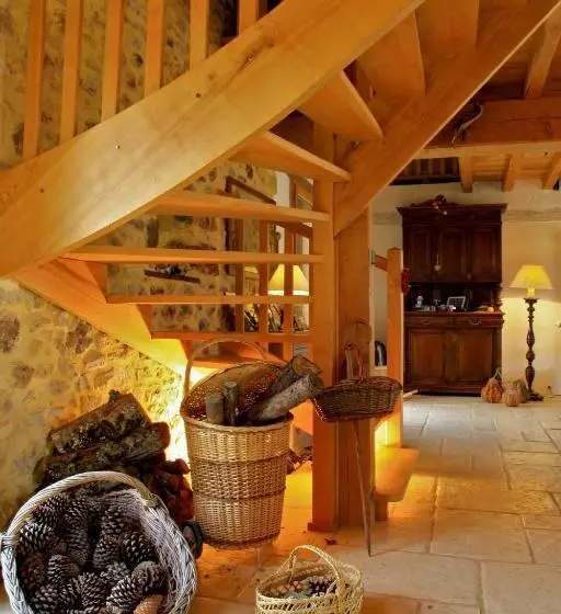 Aamiaismajoitus (B&B) Chambres D Hôtes Léone Haute