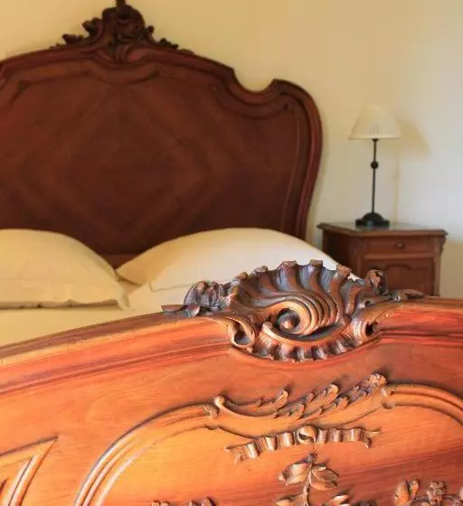 Aamiaismajoitus (B&B) Chambres D Hôtes Léone Haute