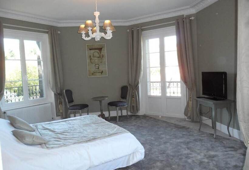 צימר Chateau Les 4 Saisons