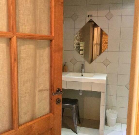 مبيت وإفطار Domaine De Noyer