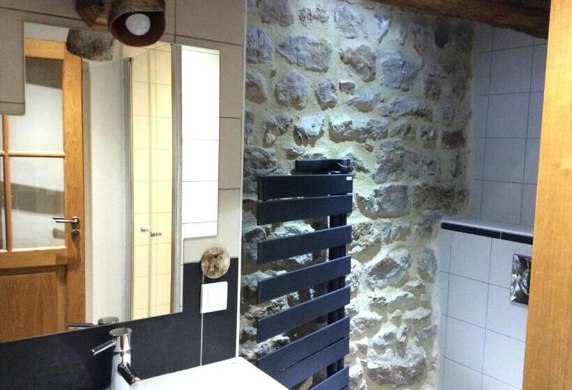 مبيت وإفطار Domaine De Noyer