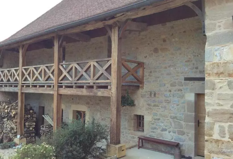 Aamiaismajoitus (B&B) Domaine De Noyer