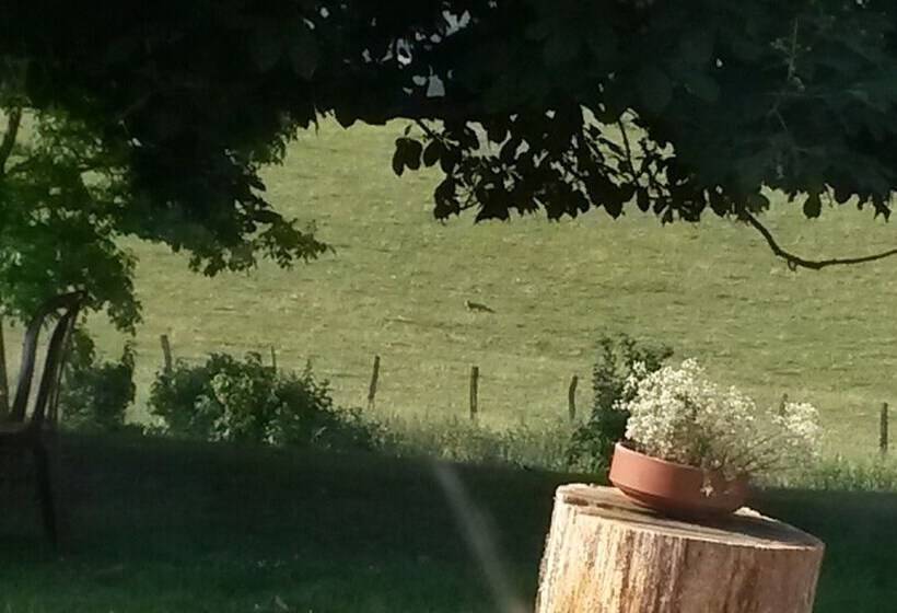 مبيت وإفطار Domaine De Noyer