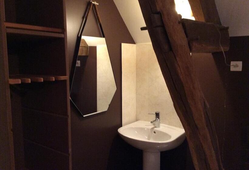 مبيت وإفطار Domaine De Noyer