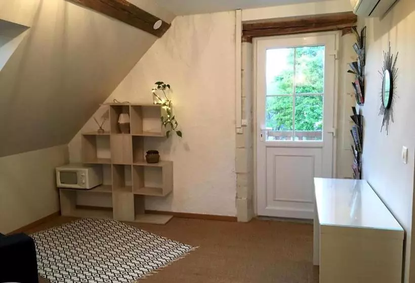 ベッドアンドブレックファースト Le Clos De La Commanderie