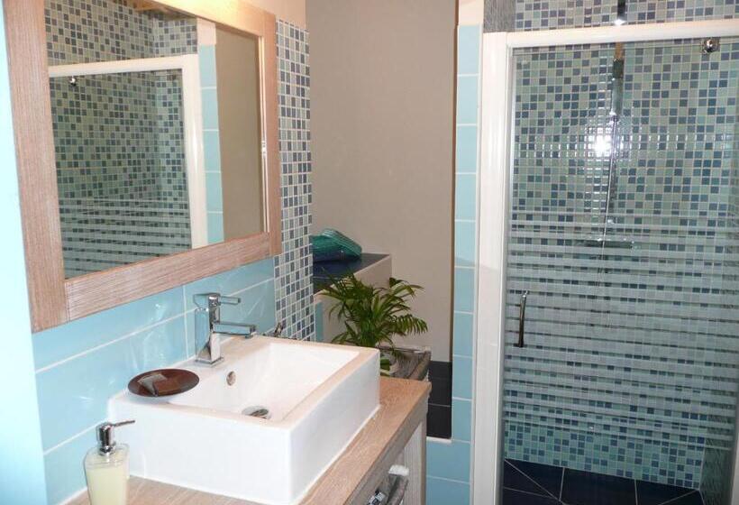 ベッドアンドブレックファースト Mas Les Vieux Chenes