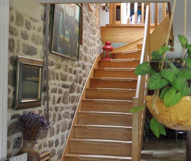 Nocleg ze śniadaniem Ti Er Mad