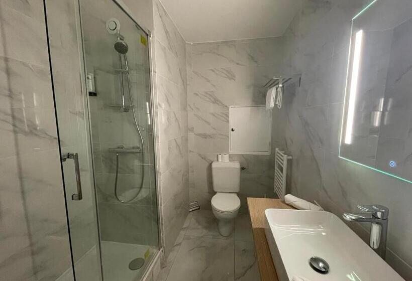 Cit Hotel La Pyramide