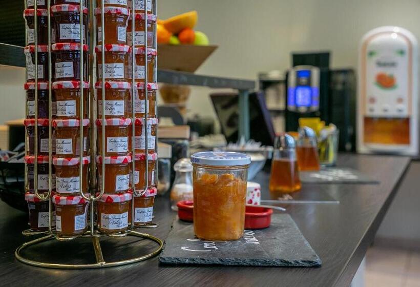 Cit Hotel La Pyramide