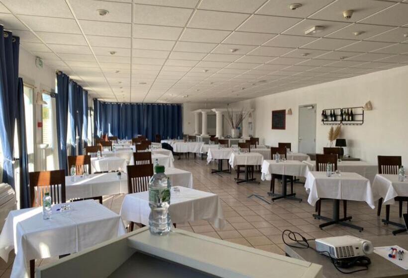 Cit Hotel La Pyramide