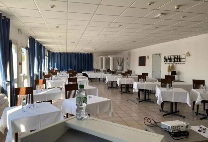 Cit Hotel La Pyramide