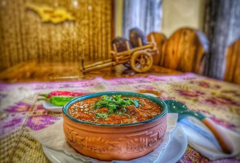 هتل Chveni Sakhli