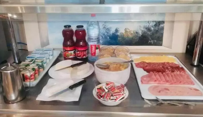 ホテル Hôtel Restaurant Kuentz