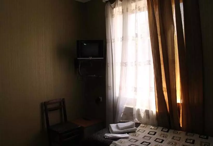 هتل Kavkasioni
