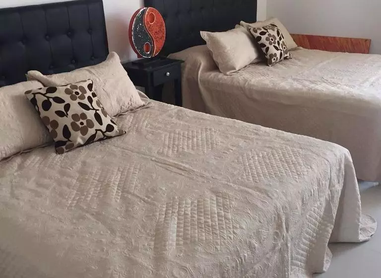 هتل Tobuna Suites