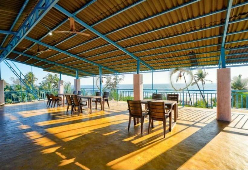 旅馆 One Light Stays   Arambol