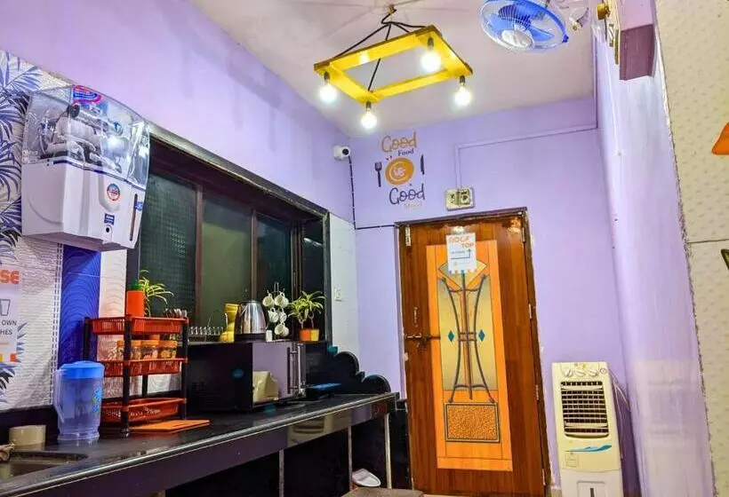Awaara Backpackers Hostel, Alibag