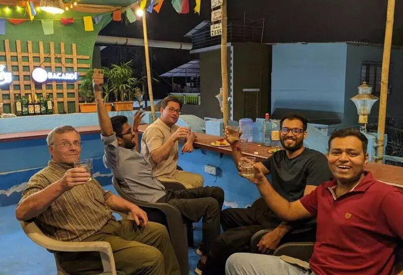 Awaara Backpackers Hostel, Alibag