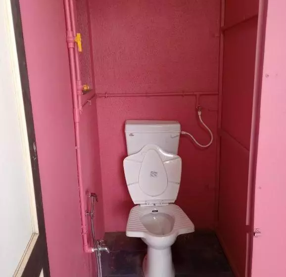 Awaara Backpackers Hostel, Alibag
