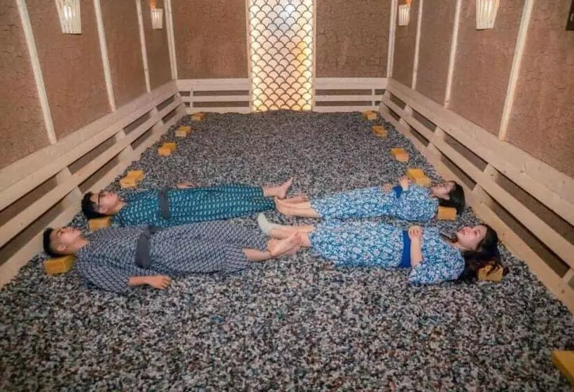 هتل Wyndham Lynn Times Thanh Thủy   Khu Nghỉ Dưỡng Khoáng Nóng
