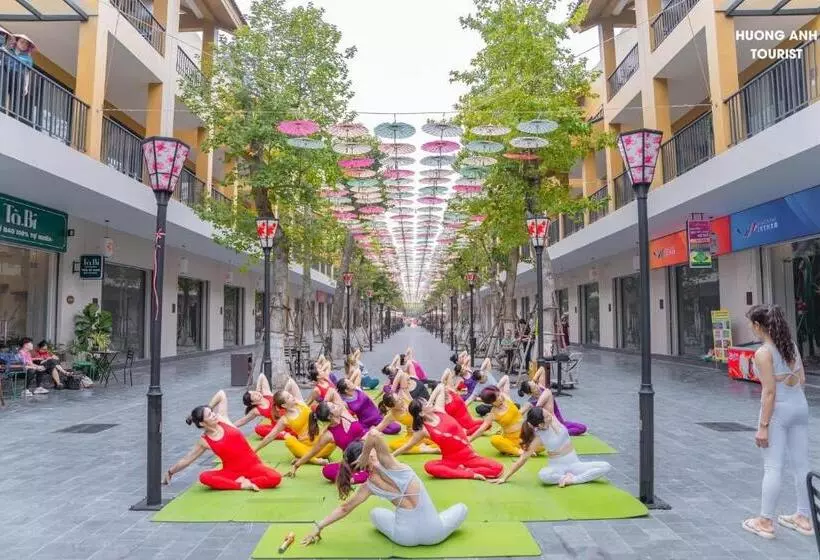هتل Wyndham Lynn Times Thanh Thủy   Khu Nghỉ Dưỡng Khoáng Nóng