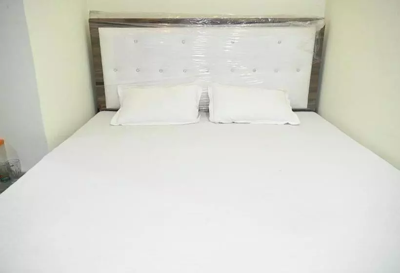 Majatalo Swagat Paying Guest House Varanasi Near Ganga River