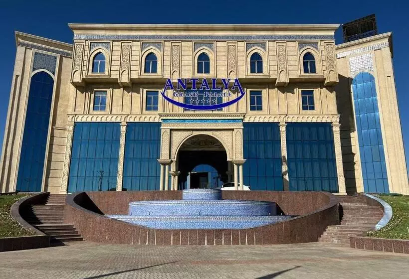 ホテル Antalya Grand Palace